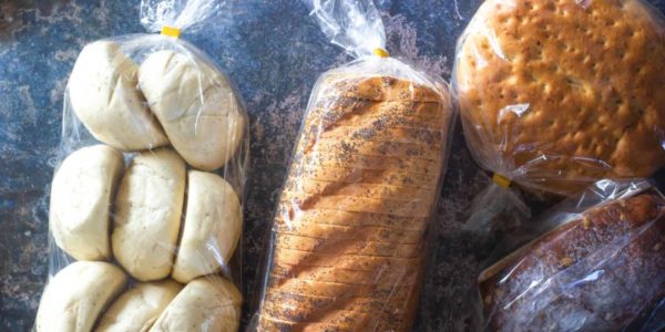 Applications of starch-based films in food packaging image